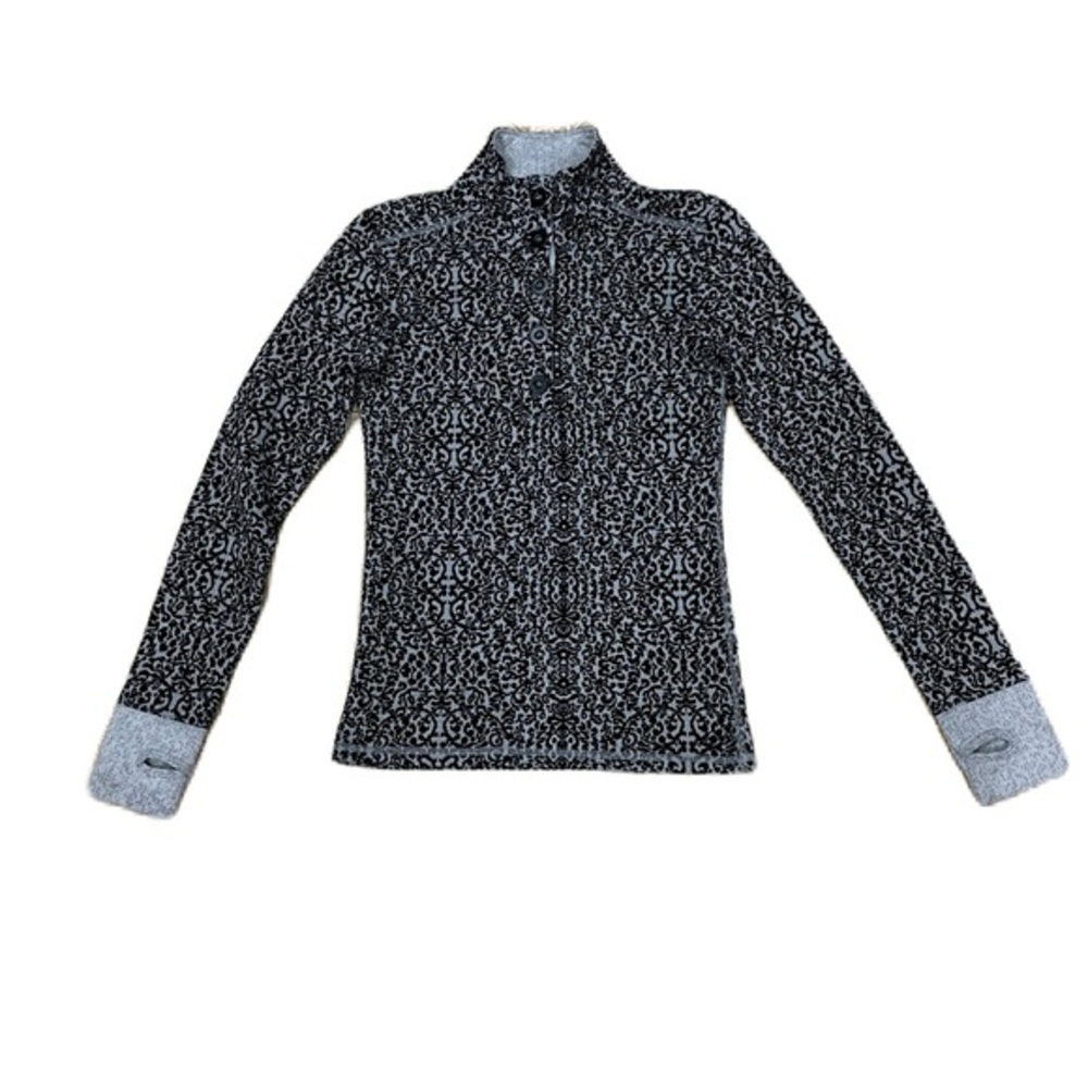 KAVU sweater Women's XS Black Gray Lopez Patterned Henley Preppy Classiccore